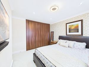 Photo 16- click for photo gallery